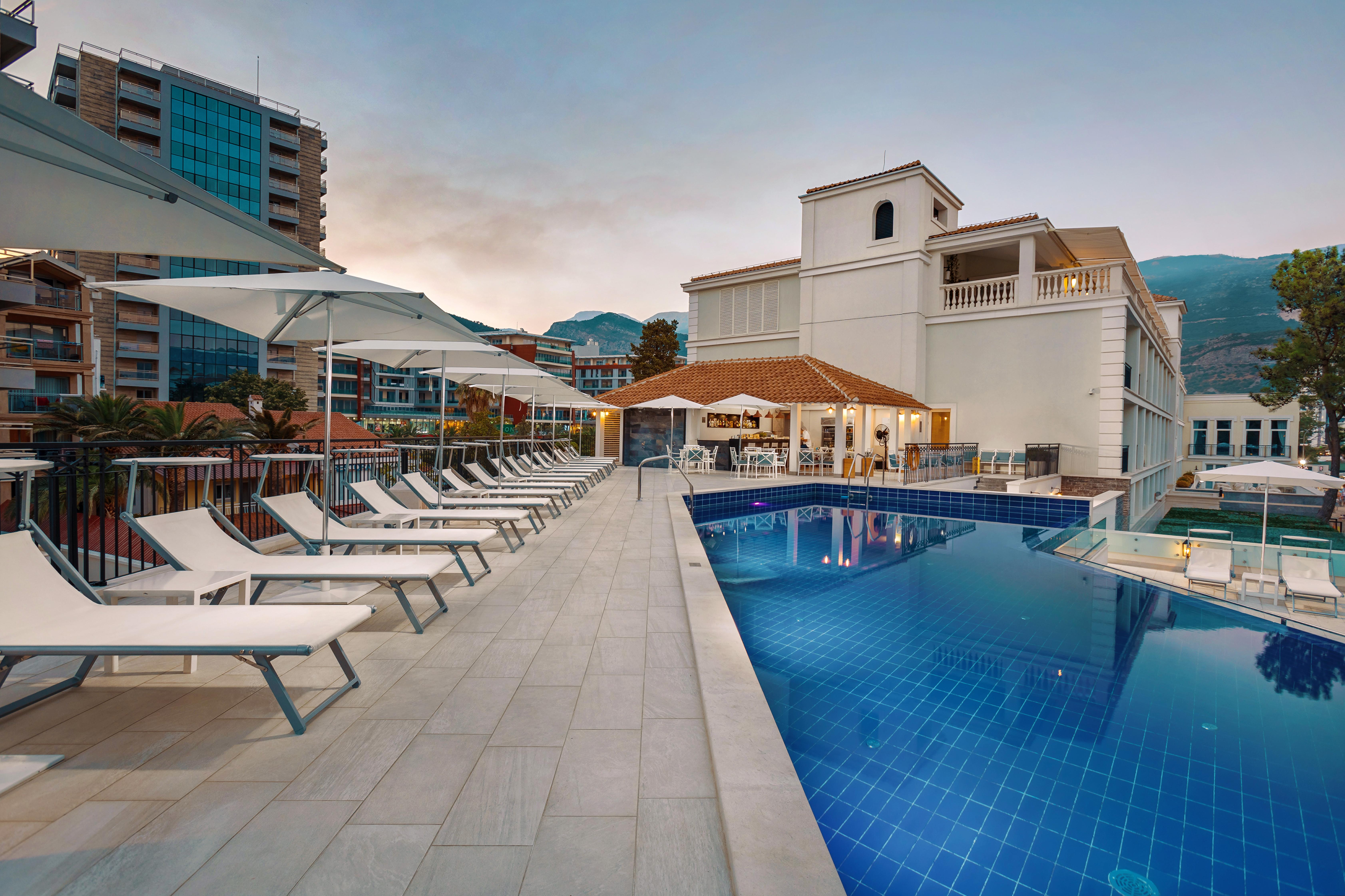 Hotel 부드바 외부 사진